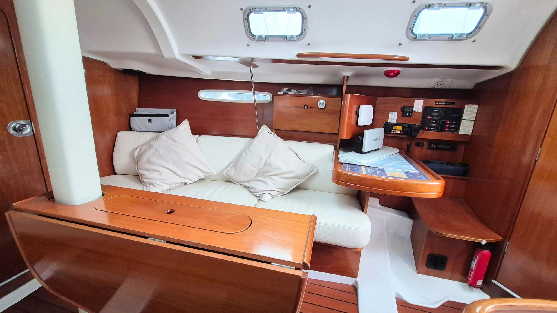 Beneteau First 31.7 - 23