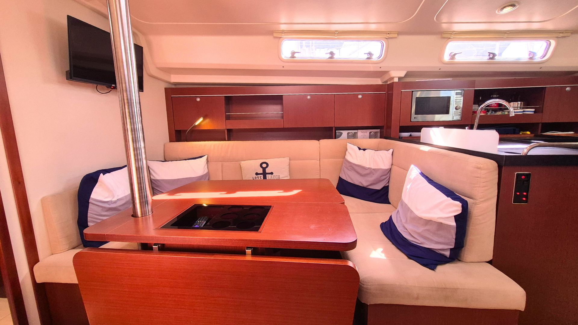 Hanse 385 - 25
