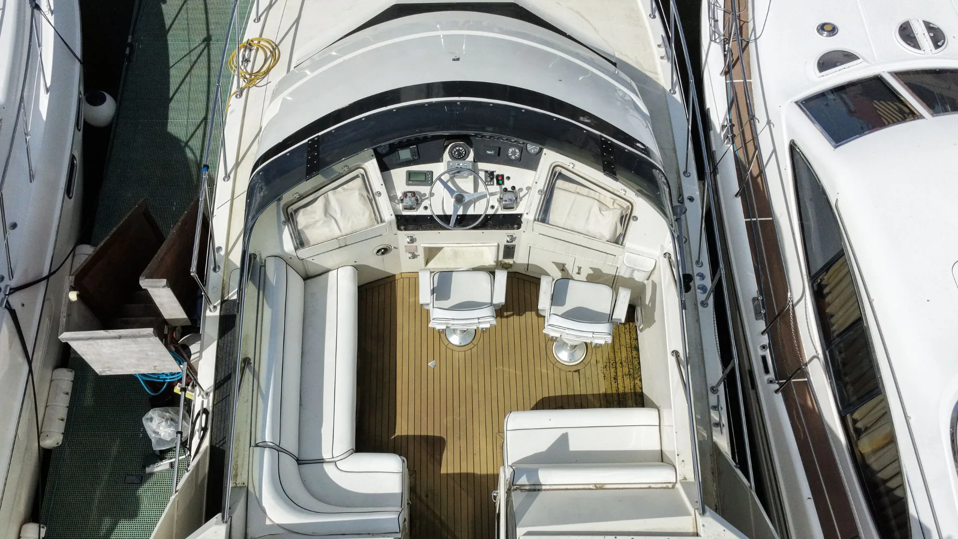 Hatteras 52 CMY - 3