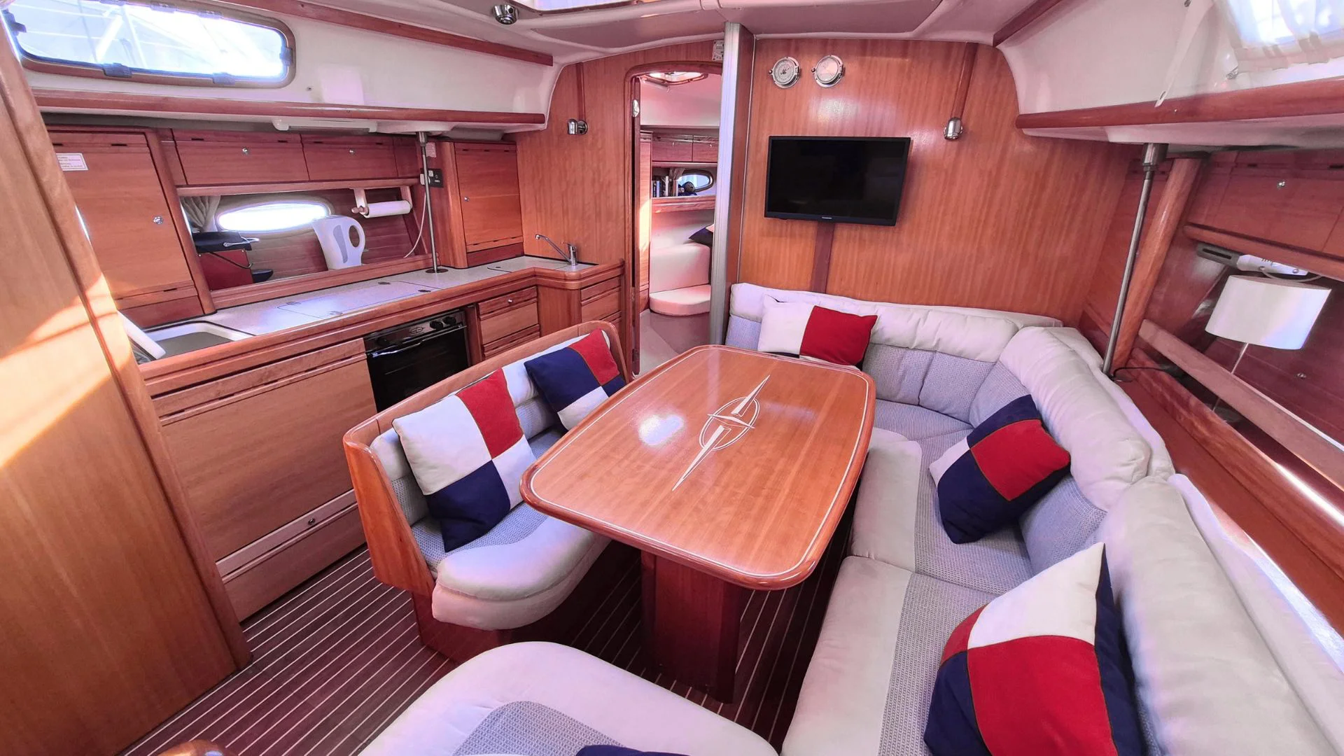 Bavaria 39 Cruiser - 23
