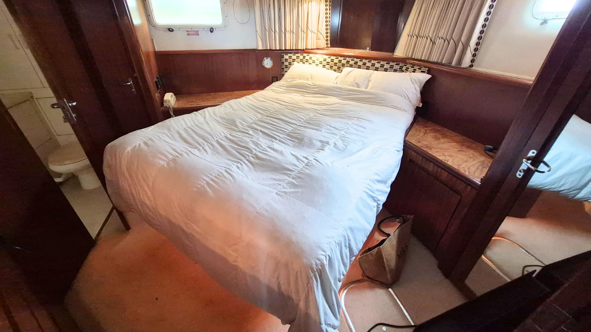 Hatteras 52 CMY - 26