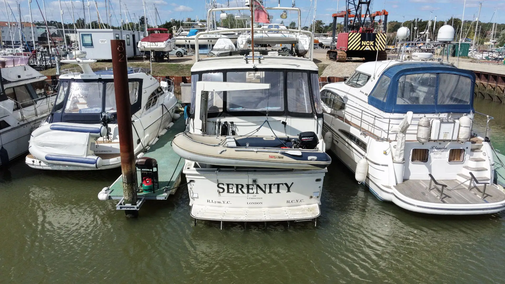 Hatteras 52 CMY - 4
