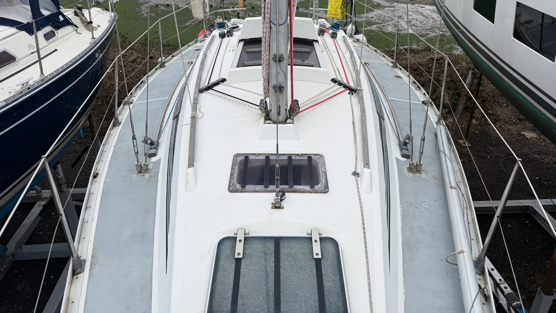 Beneteau First 305 - 18